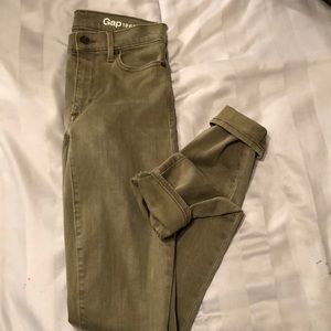 Gap Jeans